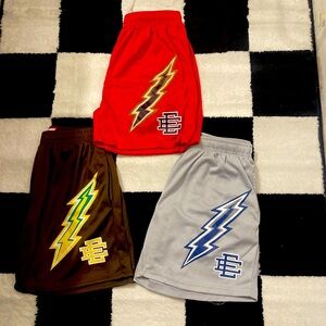 EE LOGO SHORTS!!